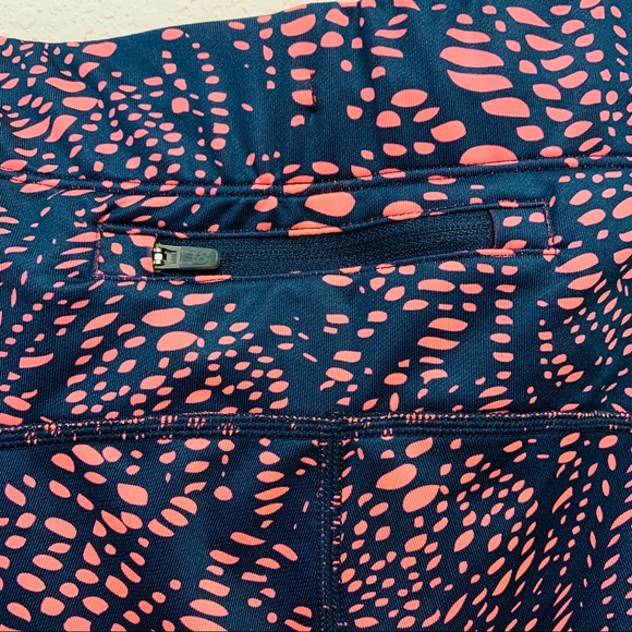 SOLD 💙 Leggings - Picture 6 of 7